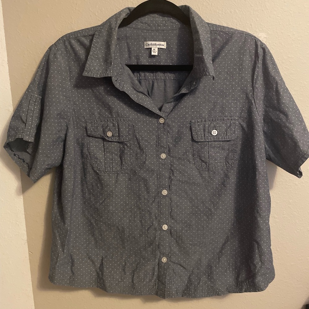 Croft & Barrow Gray Polka Dot Casual Shirt
